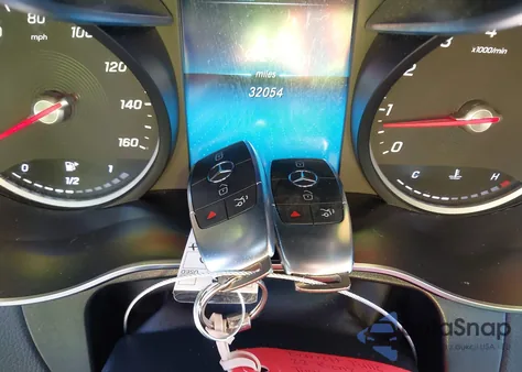 2022 Mercedes-Benz Glc 300 Suv from USA, damaged, VIN W1N0G8DB4NV332838